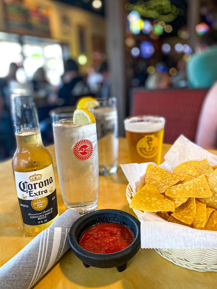 Taqueria El Azteca & Taco Truck