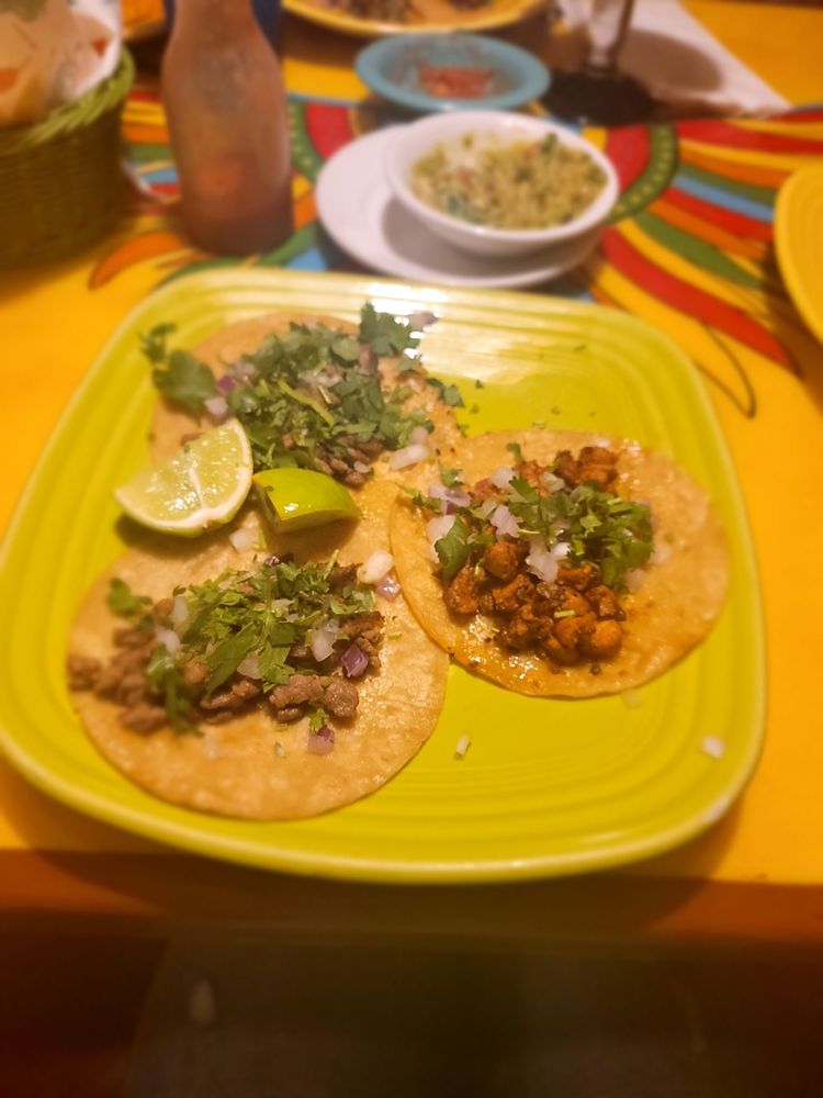 Moctezumas Taqueria
