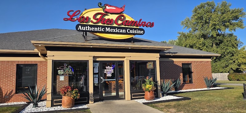 Los Tres Caminos