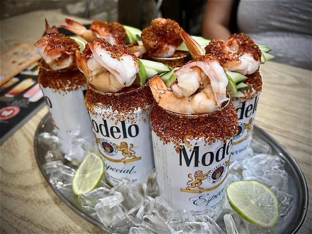 Los Molcajetes