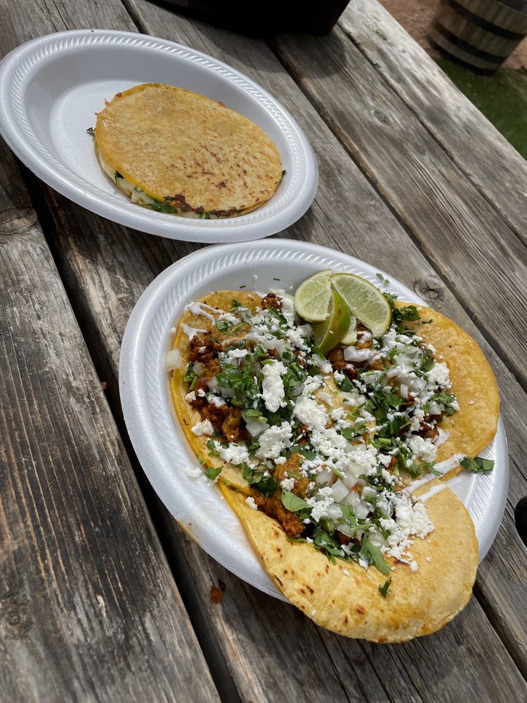 Reynas Tacos