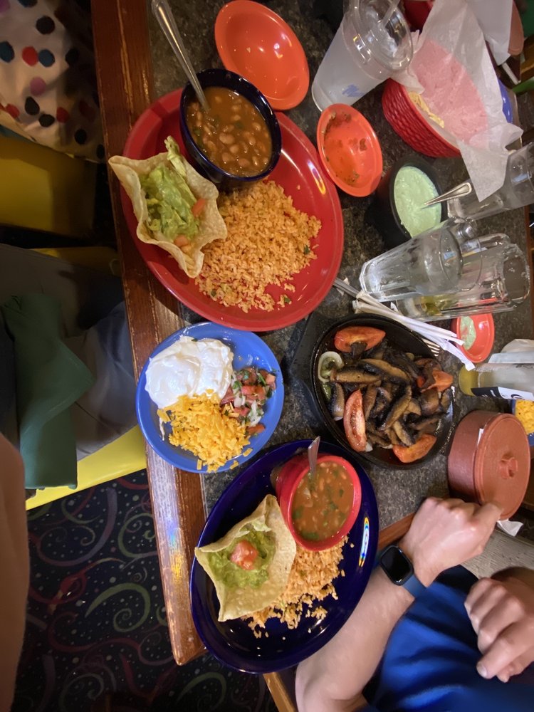 Mamacitas Mexican Restaurant — restaurante mexicano en Fredericksburg