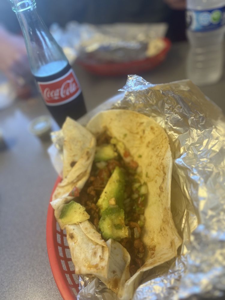 Dees Burritos — restaurante mexicano en Snyder