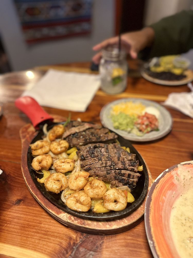 Green Chile Kitchen — restaurante mexicano en Yukon