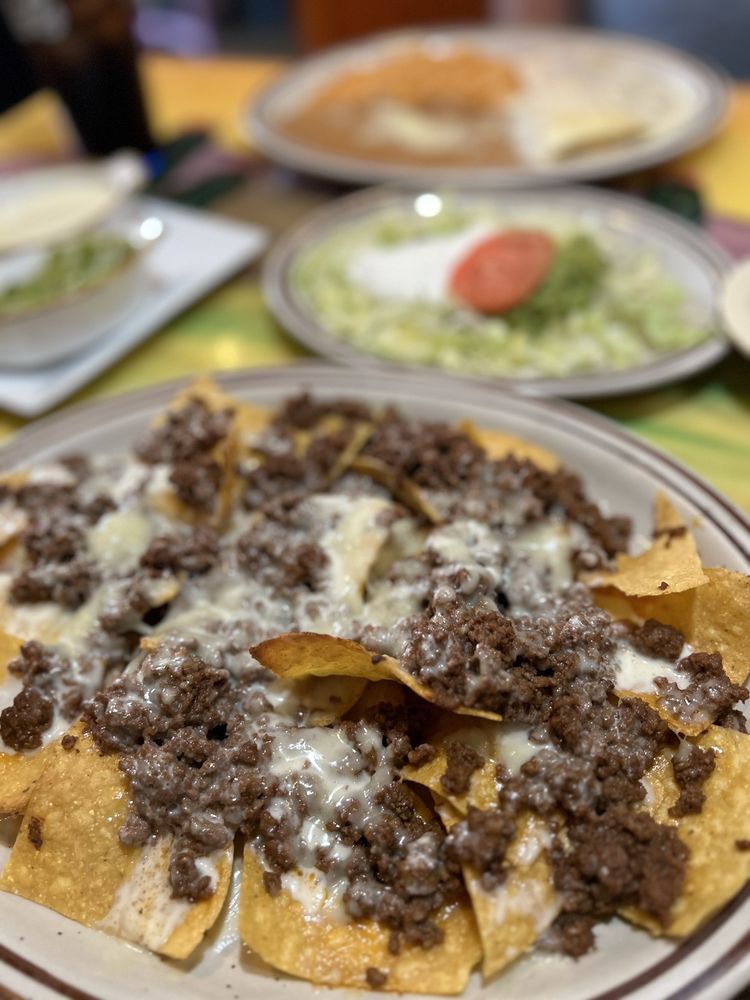 West Tenampa Mexican Restaurant — restaurante mexicano en Huntington
