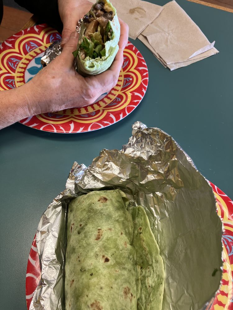 Bueno Burrito