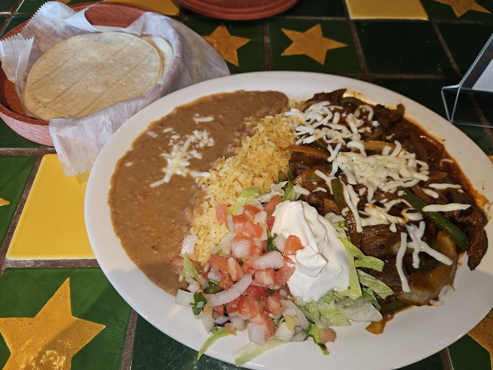 El Potro Mexican Bar & Grill — restaurante mexicano en Methuen