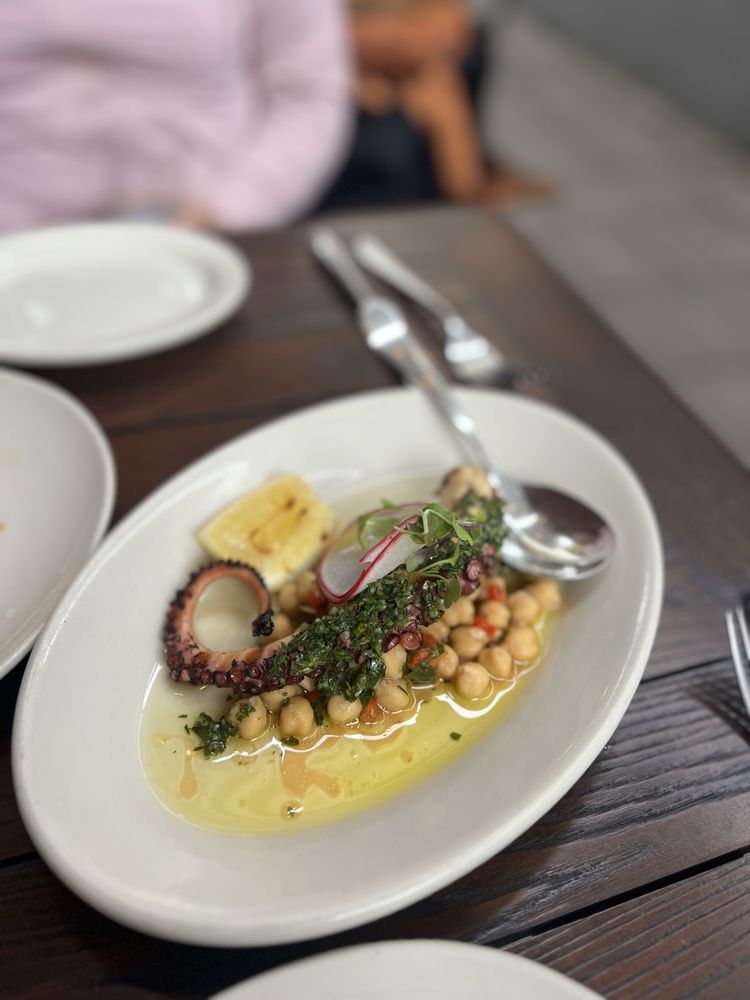 Isa Bistro
