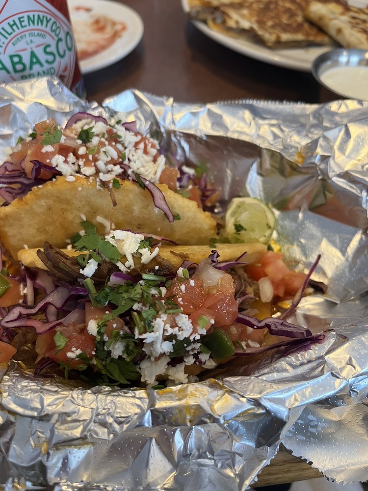 Luchador Tacos