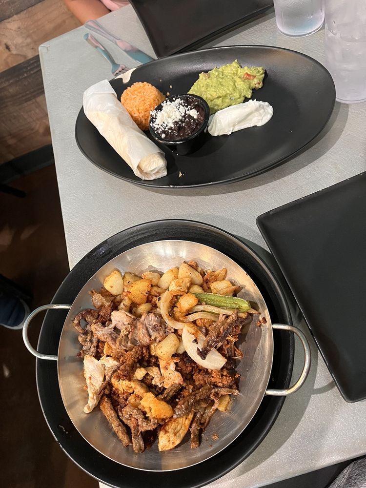 Caliente Mexican Grill