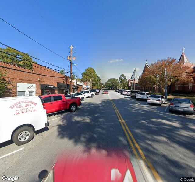 Arsenal Taproom + Kitchen