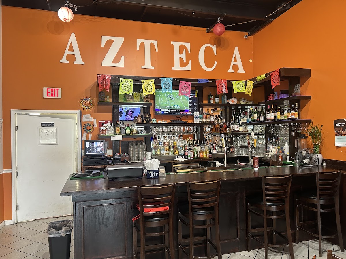 Azteca Bar and Grill