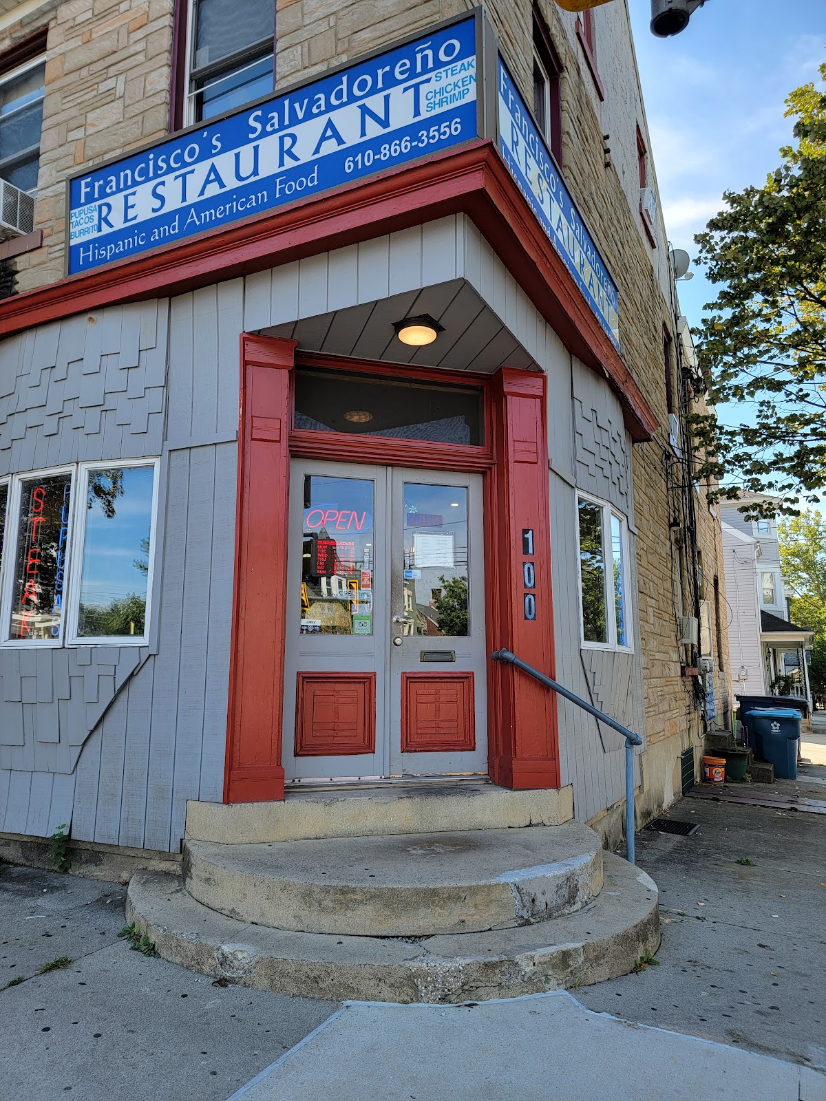 Francisco's Salvadoreno Restaurant