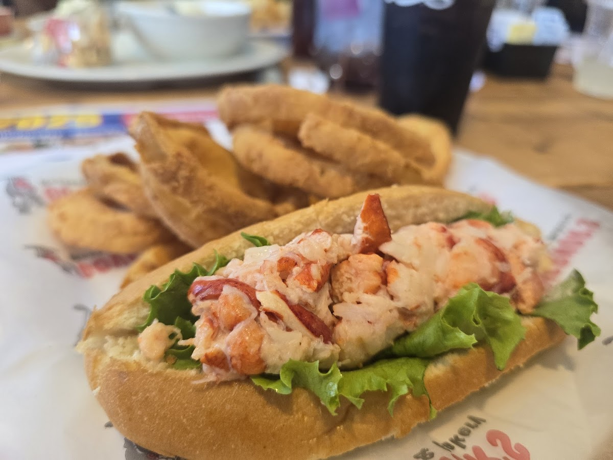 Governor's Restaurant & Bakery