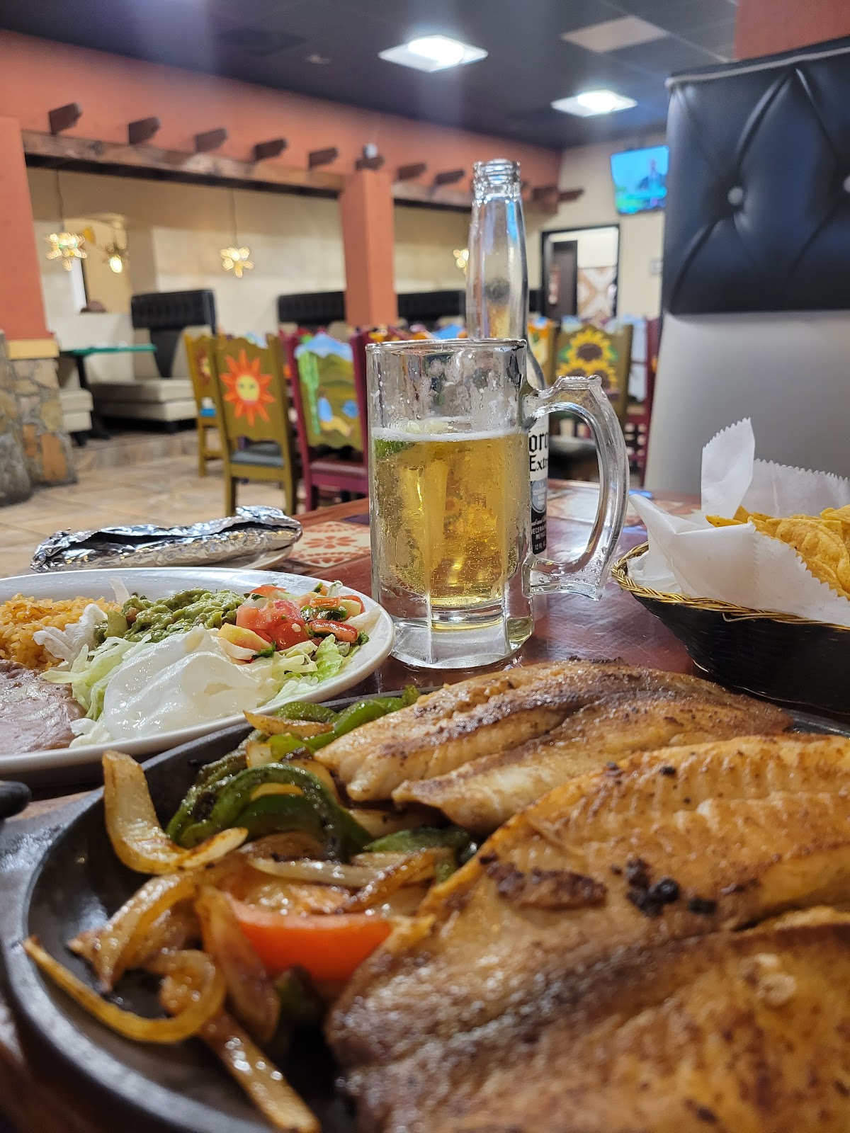 Los Parrilleros Mexican Grill