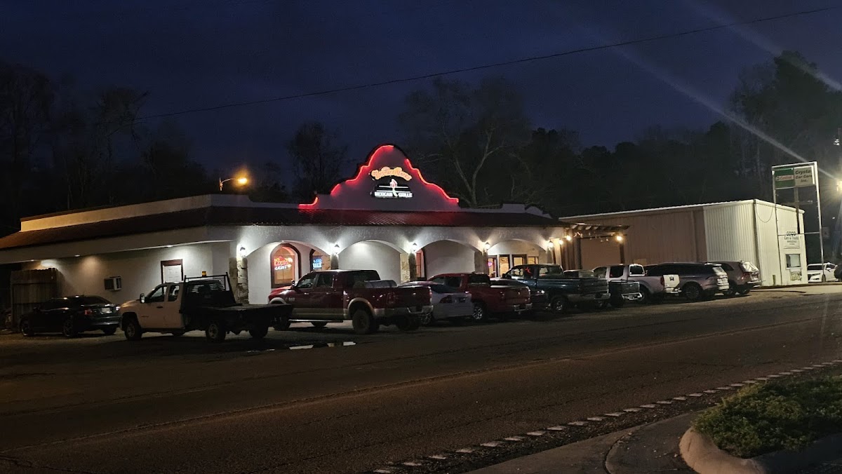 Los Parrilleros Mexican Grille