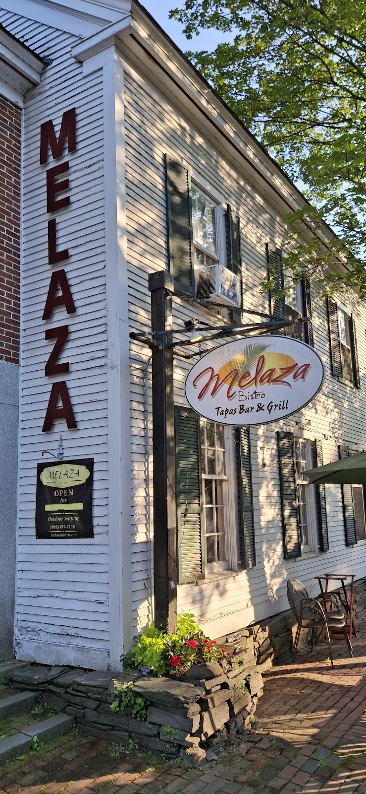 Melaza Bistro