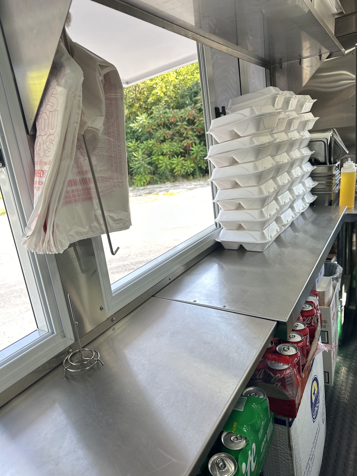 Santiago’s Tacos Mobile Kitchen